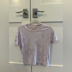 lululemon athletica Light Purple Short Sleeve Tee